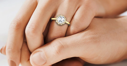 What Is a Halo Engagement Ring? Why This Style Makes a Sparkling Statement