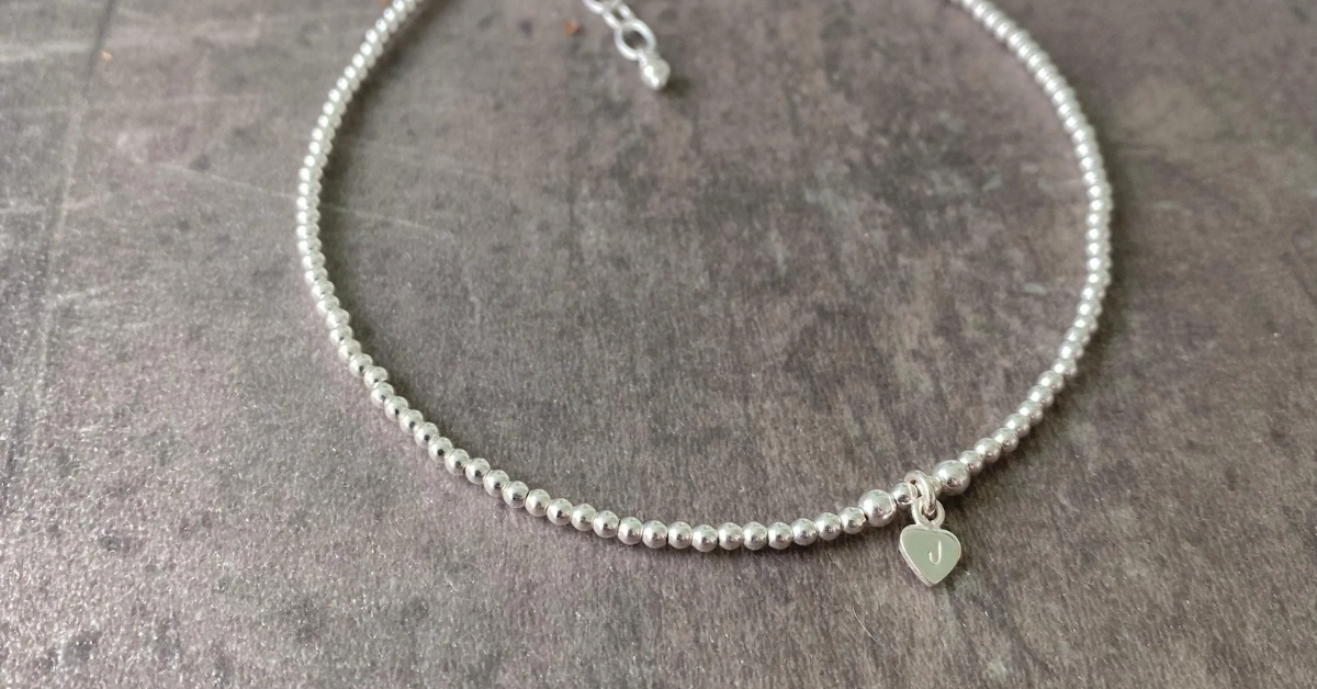 What is an Anklet a Symbol Of?