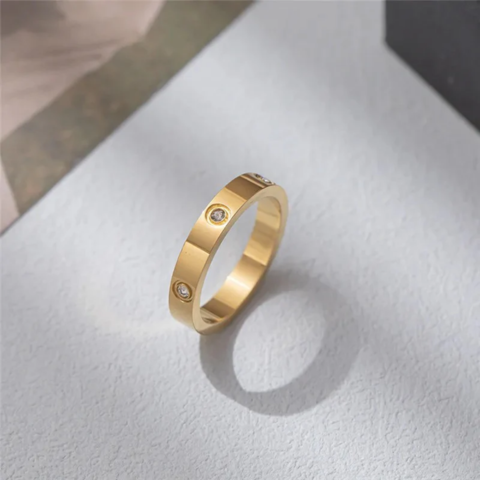 The Beauty Crystal Gold Ring - VistaVistaVISIONS