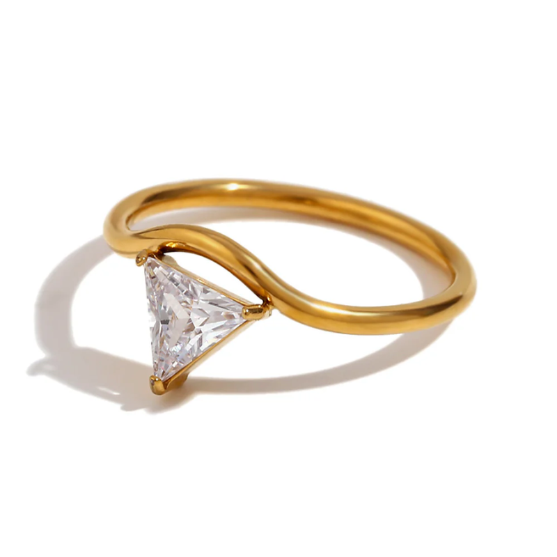 Solitaire Triangle Zircon Stone Gold Ring - VistaVistaVISIONS
