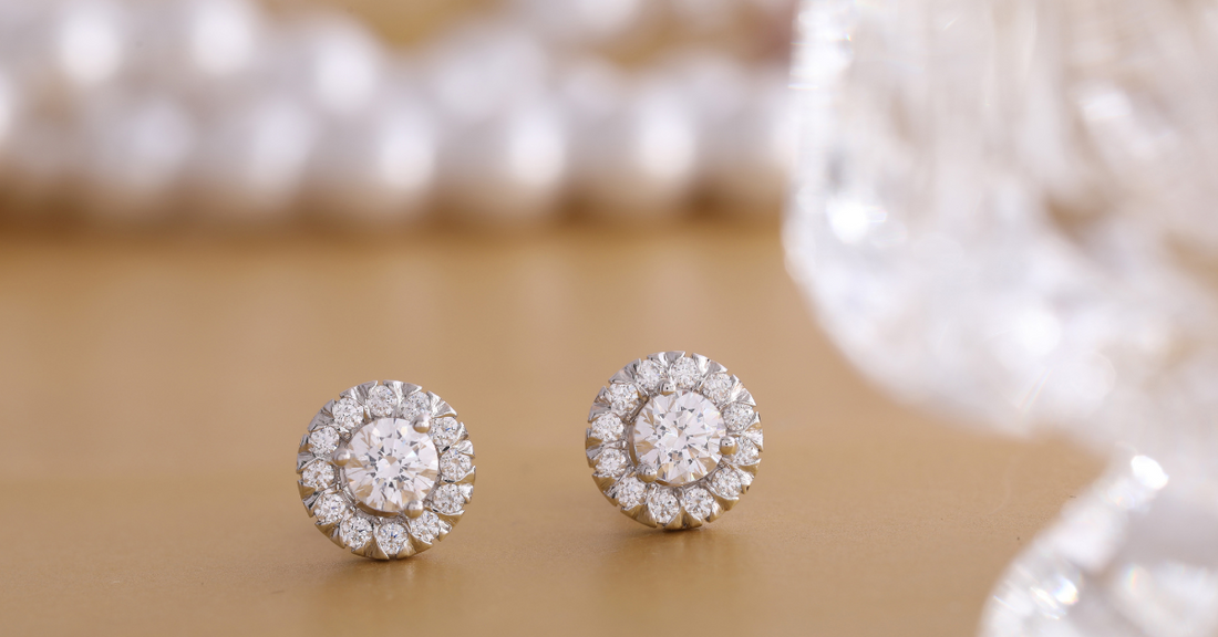 The Complete Guide to Cleaning Earrings