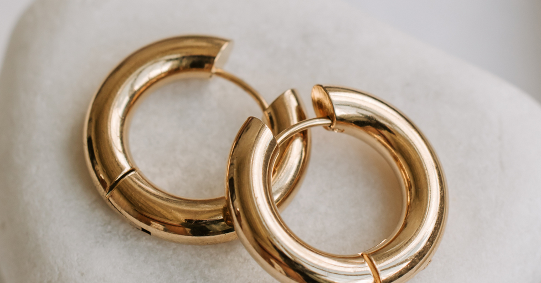 How to Clean Gold Earrings Safely at Home for Lasting Shine