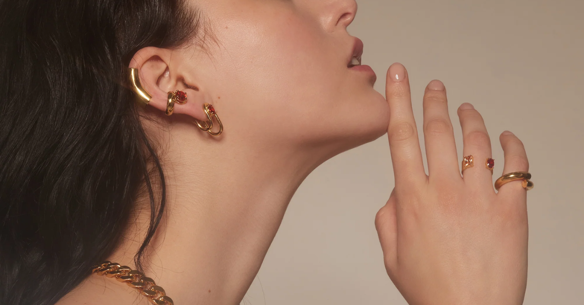 5 Effective Tips to Prevent Ear Infections After Earring Removal