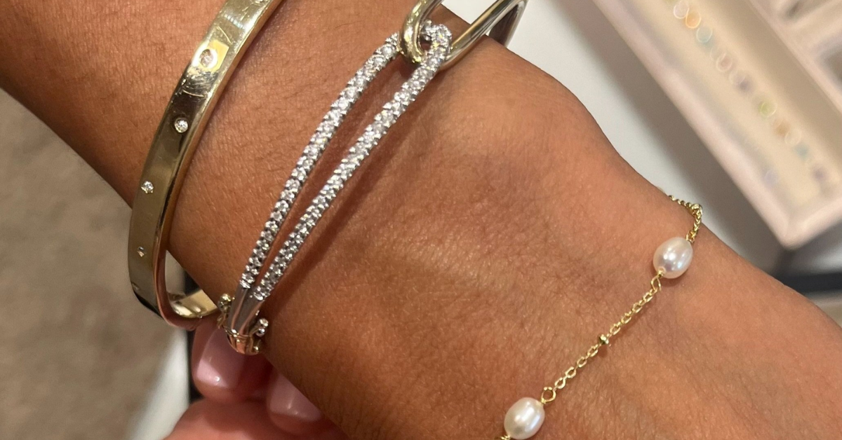 How to not make mistakes when stacking bangles