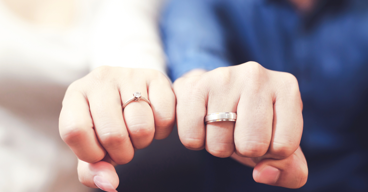 How Much Should an Engagement Ring Cost? A Practical Guide