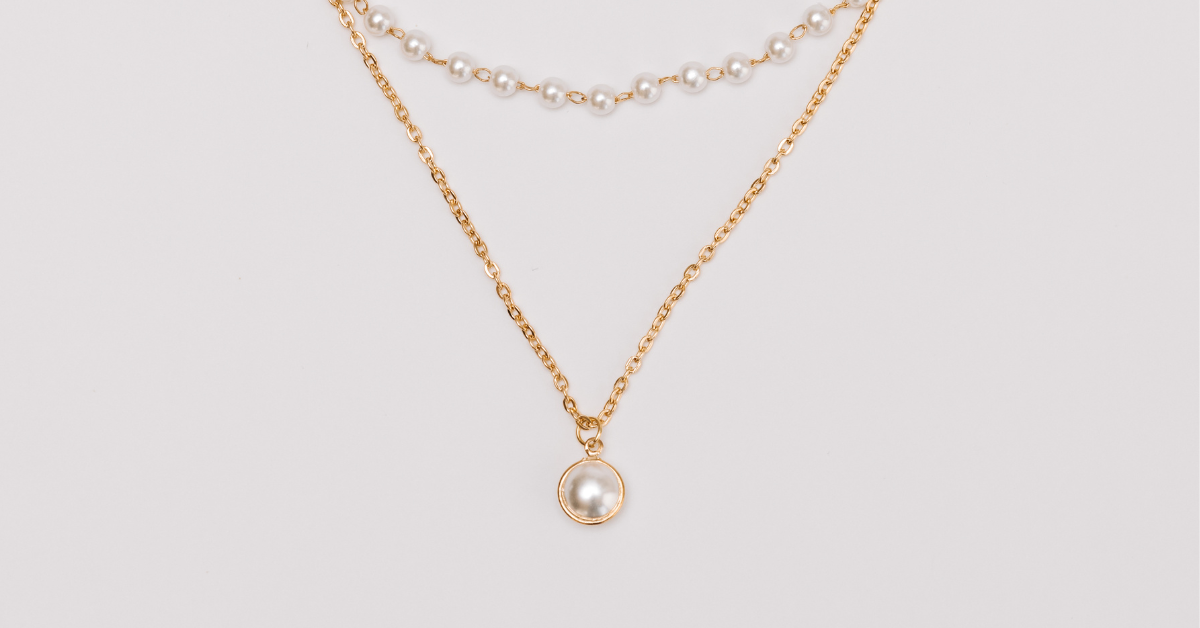 Summer Must-Haves: How to Style Your Pearls