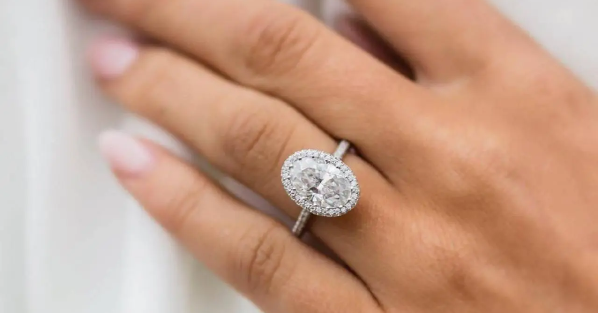 what are oval cut diamonds