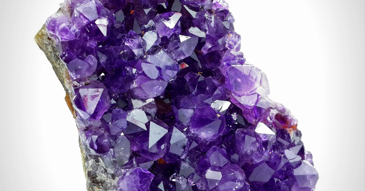 17 Benefits of Amethyst