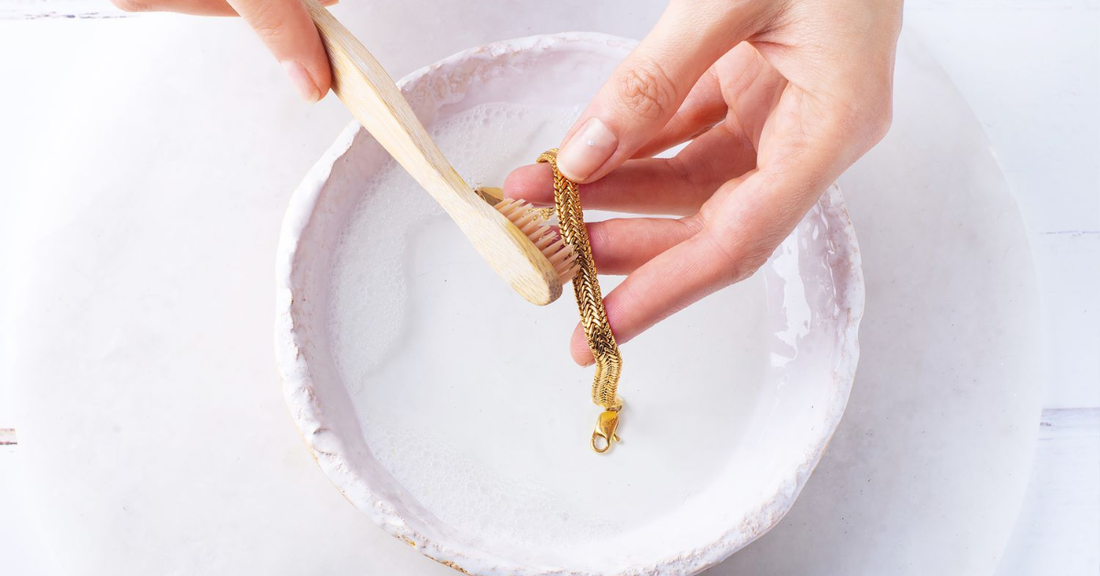 Cleaning bangles the right way
