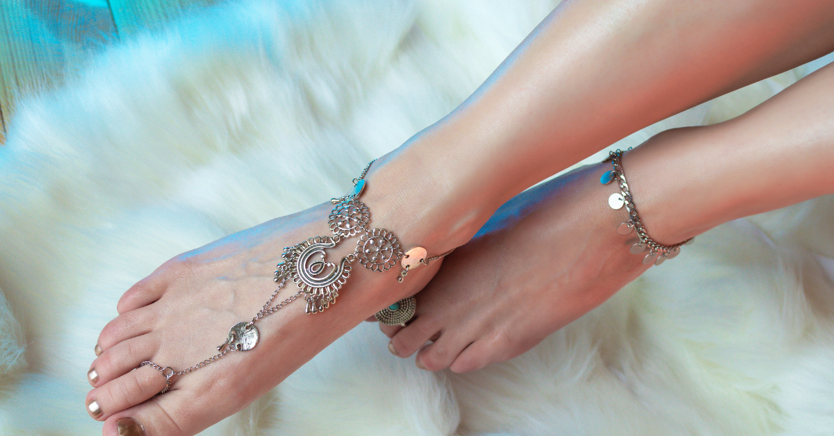 A Definitive Guide to Wearing Anklets