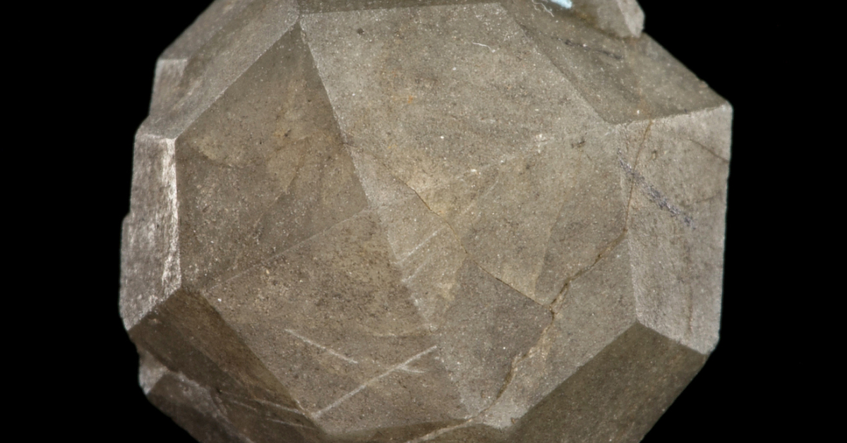 Guide to Leucite (Properties, Value, History) – VistaVistaVISIONS