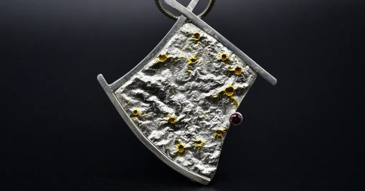 What is Reticulation and how does it help improve the quality of jewellery