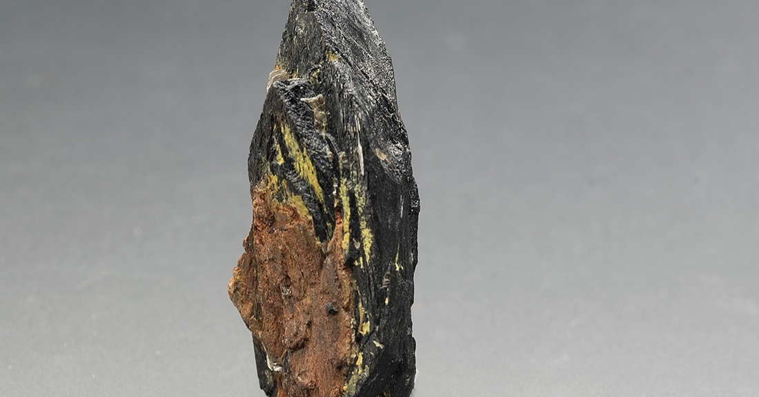 Everything to know about Samarskite