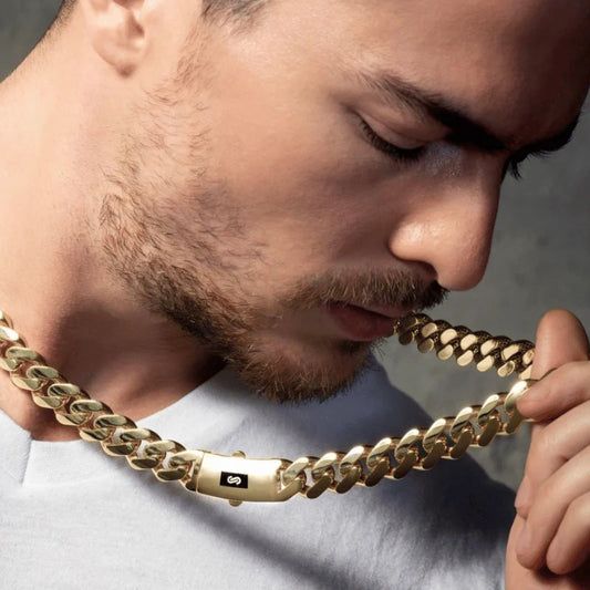 How to Choose the Perfect Chain for Your Style