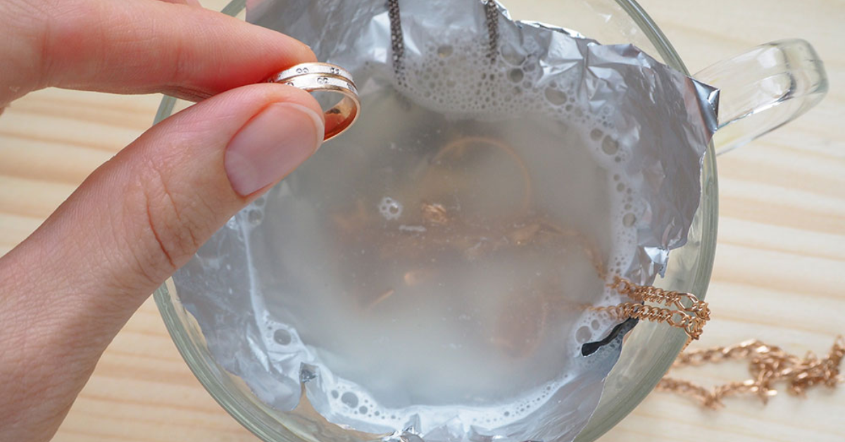 How to Clean Gold Jewelry at Home – Easy and Safe Methods