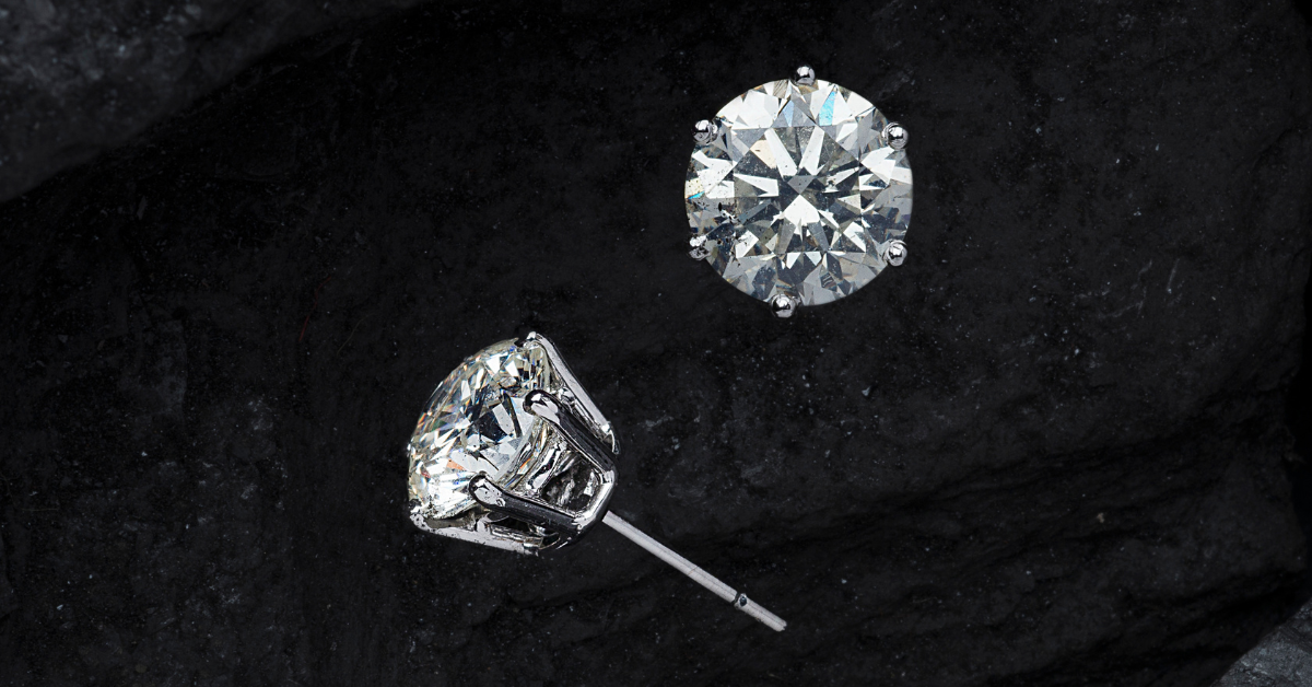 What are stud earrings | Style and Cleaning Tips