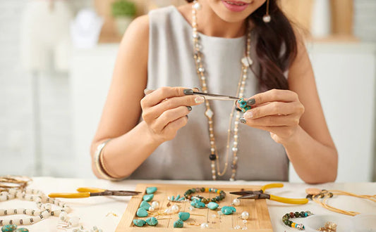 How to Make Your Own Gold Jewellery at Fair Prices