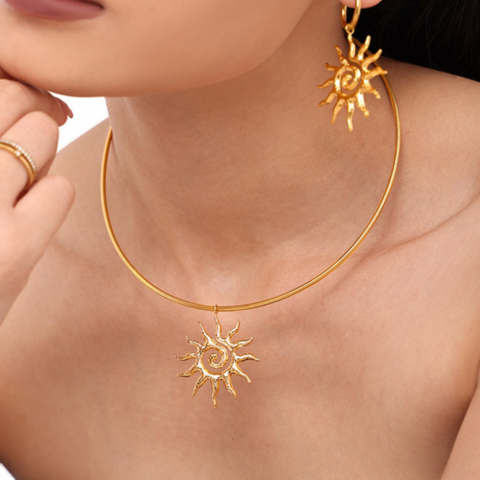 18K Gold-Plated Sun Necklace and Earrings 2 Piece - VistaVistaVISIONS