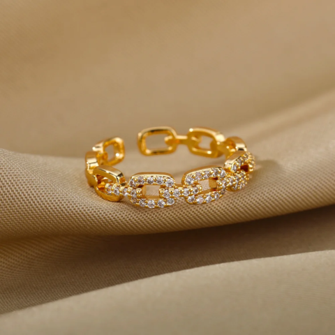 Diamond Embedded Gold Plated Chain Link Ring - VistaVistaVISIONS